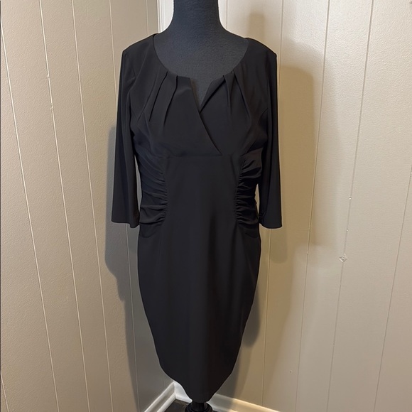 Z Adrianna Papell Petite 12 Black Wrap Dress Ruched Sides Cropped Sleeves - Picture 1 of 6